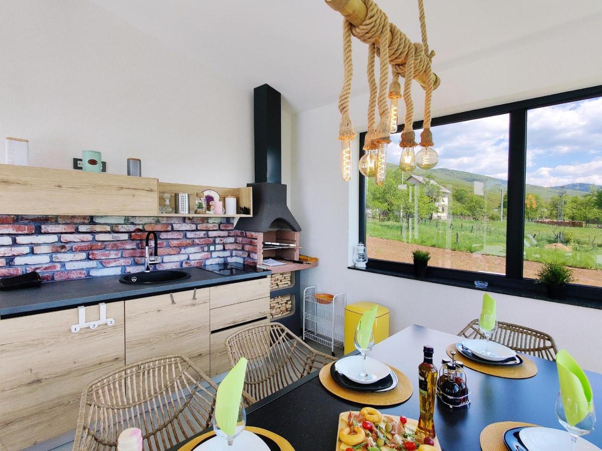 Sinac Villa Biser Gacke מראה חיצוני תמונה