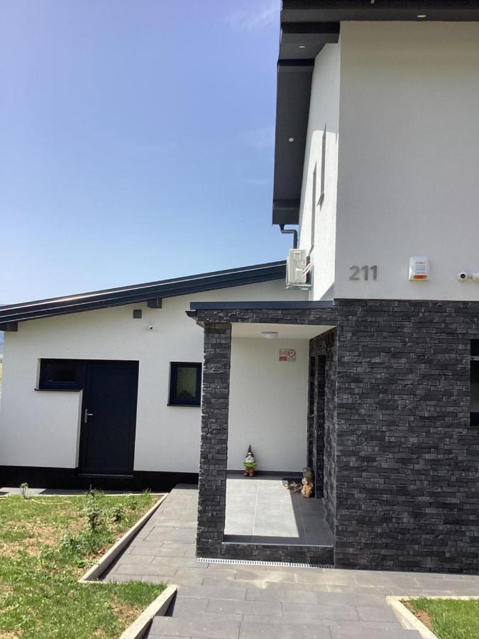 Sinac Villa Biser Gacke מראה חיצוני תמונה