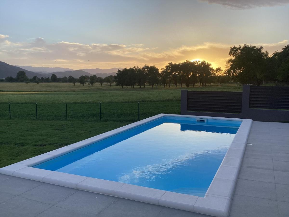 Sinac Villa Biser Gacke מראה חיצוני תמונה